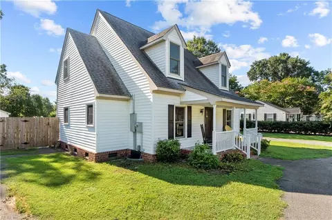 801 Johnstown Rd, Chesapeake, VA 23322 photo 2