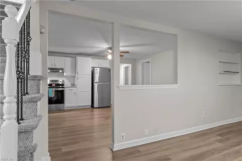 801 Johnstown Rd, Chesapeake, VA 23322 photo 8