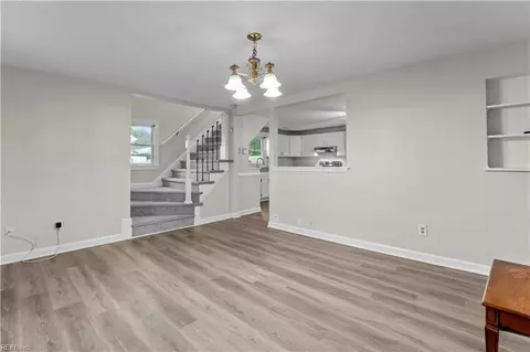 801 Johnstown Rd, Chesapeake, VA 23322 photo 9