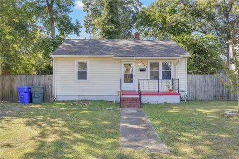 8849 London St, Norfolk, VA 23503