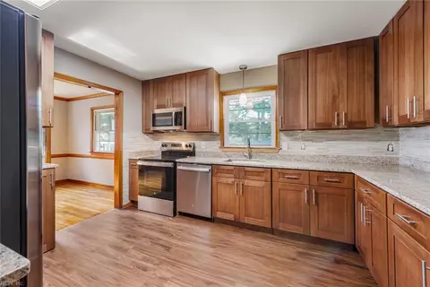 115 Waltham St, Hampton, VA 23666 photo 6