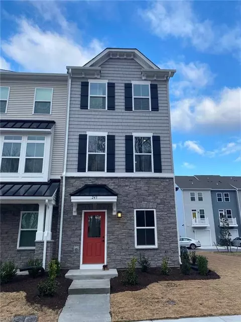 243 Tern Ave, Portsmouth, VA 23701