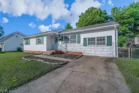 5620 Pontiac Rd, Virginia Beach, VA 23462