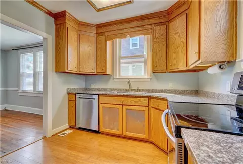 Kitchen - 116 E 41st St, Norfolk, VA 23504 photo 3 of 3