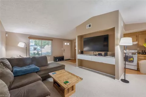 Living - 1403 Paul Jack Dr, Hampton, VA 23666 photo 1 of 1