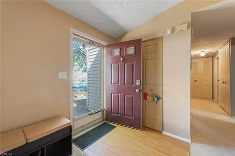 Entry Way - 1403 Paul Jack Dr, Hampton, VA 23666 photo 1 of 7