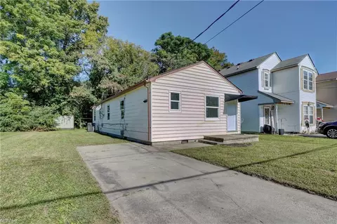 1105 Railroad Ave, Chesapeake, VA 23324