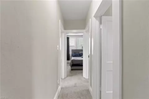 Entry Way - 1016 Mapole Ave, Norfolk, VA 23504 photo 10 of 10