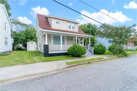 Exterior - 1016 Mapole Ave, Norfolk, VA 23504 photo 5 of 6