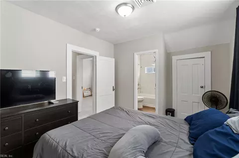 Bedroom - 1016 Mapole Ave, Norfolk, VA 23504 photo 5 of 5