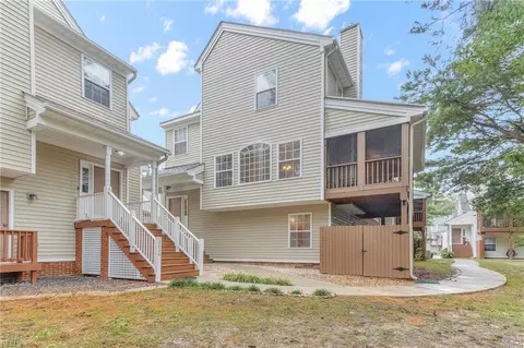 2026 Nicklaus Dr, Suffolk, VA 23435 photo 6