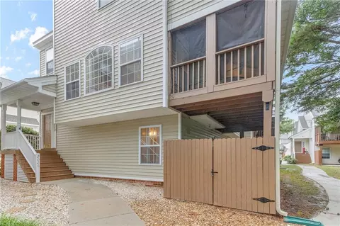 2026 Nicklaus Dr, Suffolk, VA 23435 photo 4