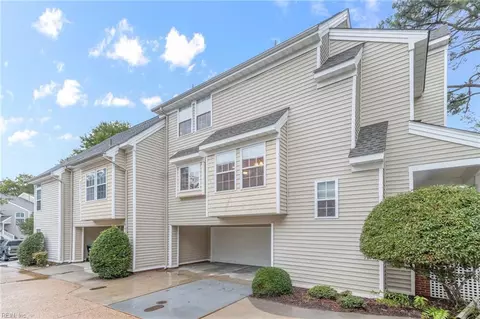 2026 Nicklaus Dr, Suffolk, VA 23435 photo 2