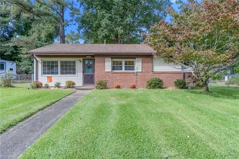 1016 Baugher Ave, Chesapeake, VA 23323