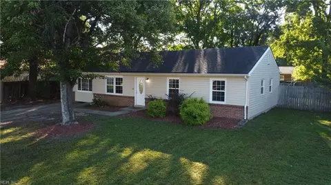 3105 Bomar Dr, Chesapeake, VA 23321