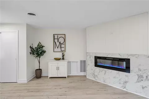 8060 Moose Ave, Norfolk, VA 23518 photo 4