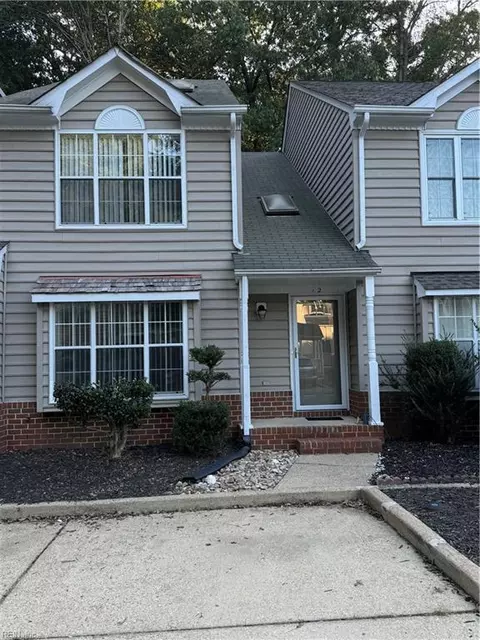 Exterior - 12 Red Oak Pl, Hampton, VA 23666 photo 2 of 3
