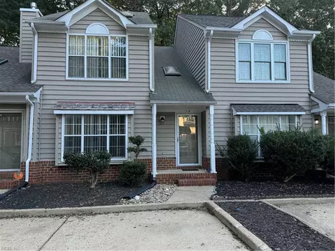 12 Red Oak Pl, Hampton, VA 23666