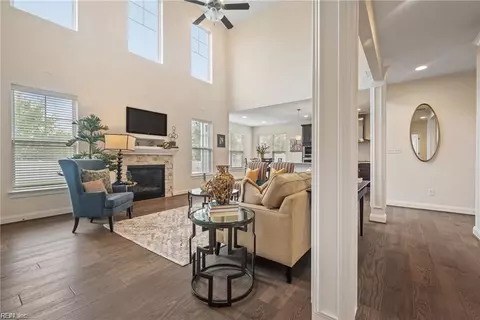 Entry Way - 2123 Ferguson Loop, Chesapeake, VA 23322 photo 3 of 6