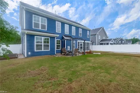 Exterior - 2123 Ferguson Loop, Chesapeake, VA 23322 photo 7 of 8