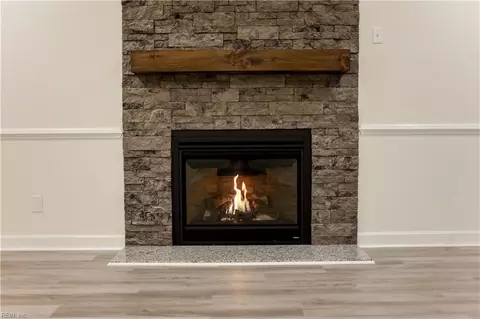 Living - 306 Hall Rd, Hampton, VA 23664 photo 3 of 4