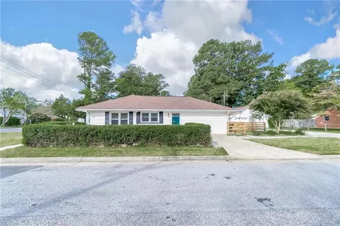 164 Colony Rd, Newport News, VA 23602