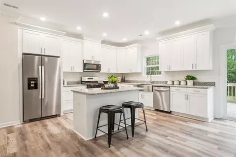 212 Murphys Mill Rd, Suffolk, VA 23434 photo 9