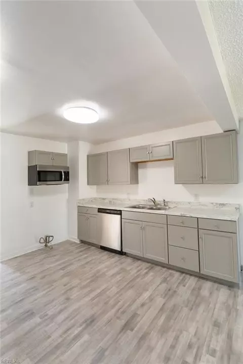Kitchen - 706 Smith St, Hampton, VA 23661 photo 2 of 2