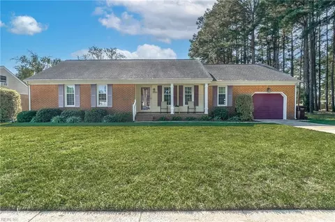 740 Willow Oak Dr, Chesapeake, VA 23322