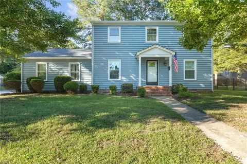 630 Valley Forge Dr, Newport News, VA 23602