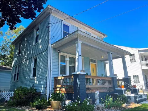 242 Armstrong St, Portsmouth, VA 23704