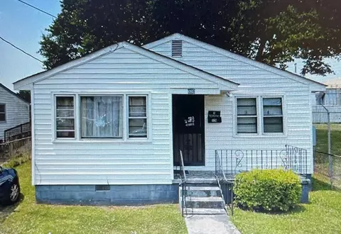 329 Culloden St, Suffolk, VA 23434