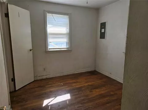 329 Culloden St, Suffolk, VA 23434 photo 6
