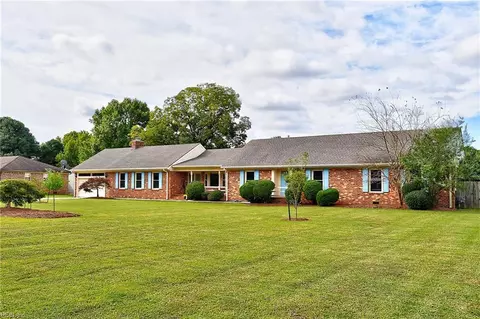 3239 Matoaka Rd, Suffolk, VA 23434