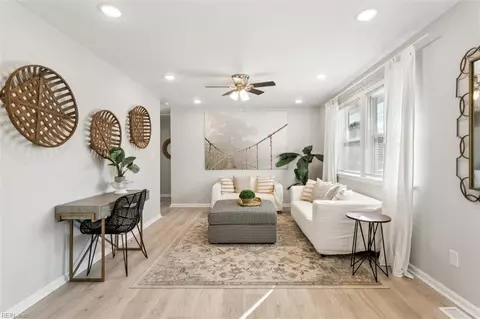 2011 Wood Ave, Hampton, VA 23664 photo 6