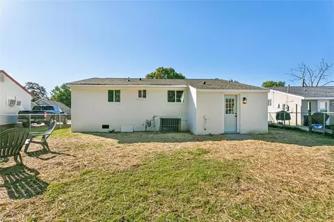 2011 Wood Ave, Hampton, VA 23664 photo 28