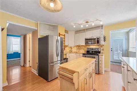 352 Brightwood Ave, Hampton, VA 23661 photo 8