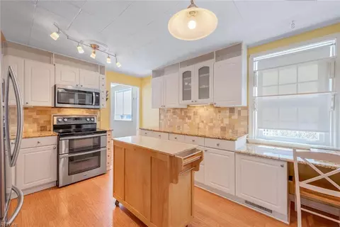 352 Brightwood Ave, Hampton, VA 23661 photo 7