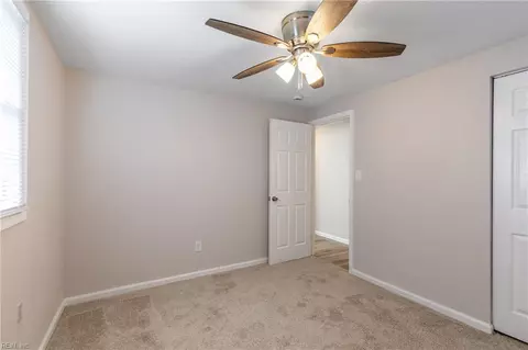 Bedroom - 1516 Hastings Dr, Hampton, VA 23663 photo 6 of 6