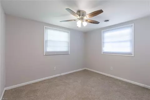Bedroom - 1516 Hastings Dr, Hampton, VA 23663 photo 4 of 6