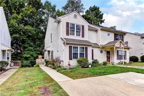45 Creekstone Dr, Newport News, VA 23603
