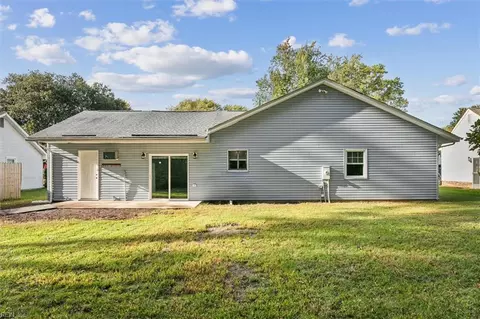 114 Admiral Ct, Hampton, VA 23669 photo 31