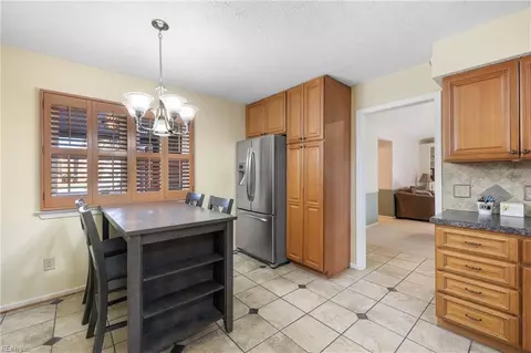25 Natalie Dr, Hampton, VA 23666 photo 13