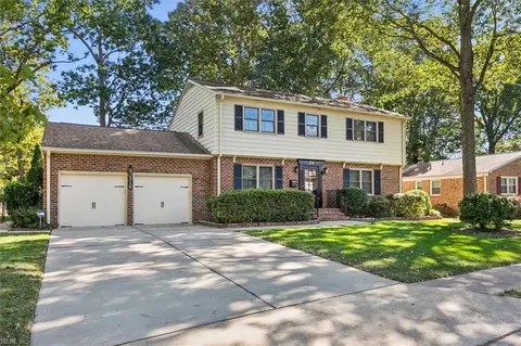 316 Beauregard Hts, Hampton, VA 23669