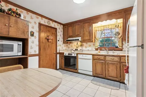316 Beauregard Hts, Hampton, VA 23669 photo 15