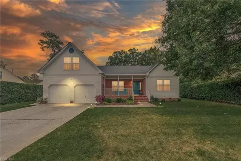 2701 Deerfield Cres, Chesapeake, VA 23321
