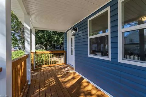 Exterior - 418 Smith St, Suffolk, VA 23434 photo 1 of 5