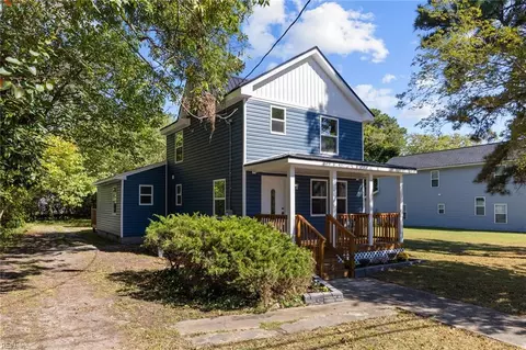 418 Smith St, Suffolk, VA 23434