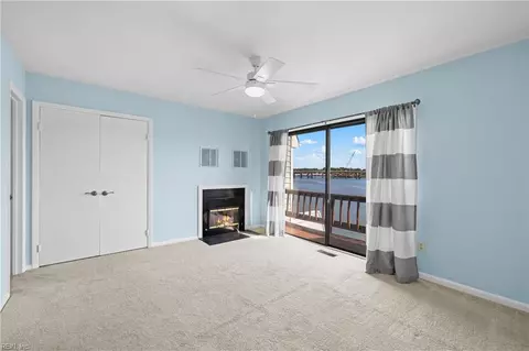 Bedroom - 220 Mill Point Dr, Hampton, VA 23669 photo 1 of 2