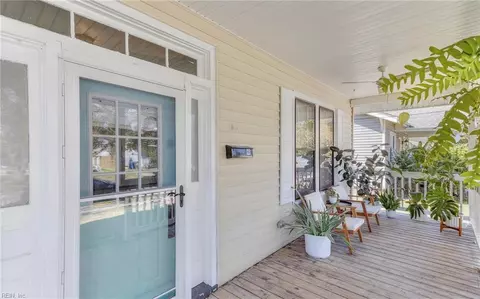Exterior - 123 Lorengo Ave E, Norfolk, VA 23503 photo 4 of 8